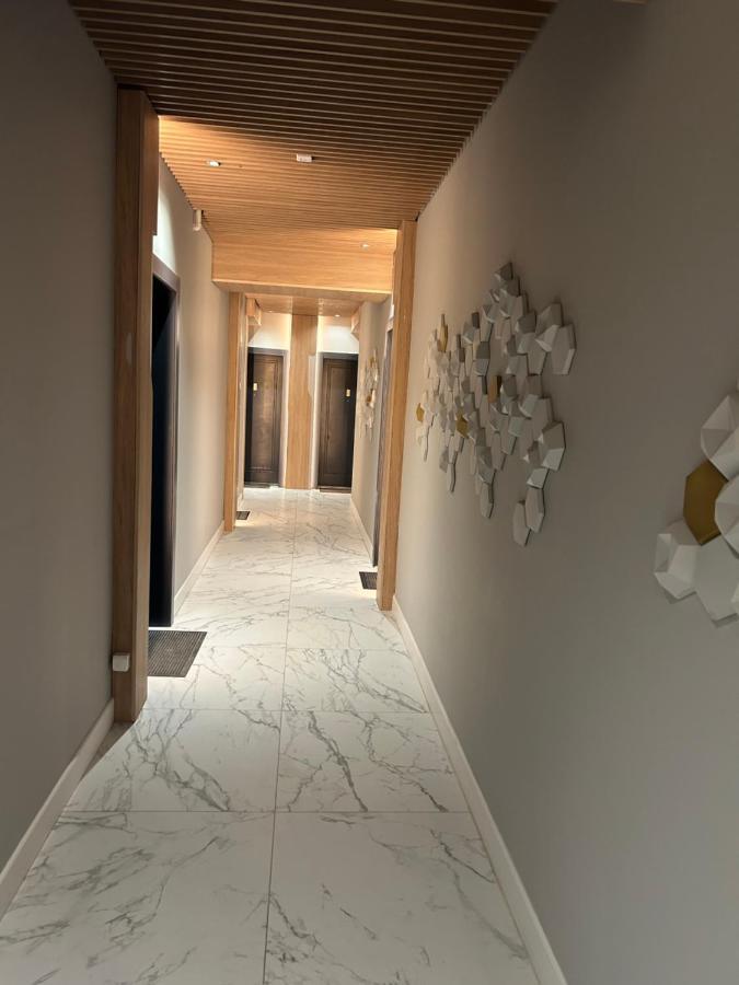 Studio Mamaia-Seaonbeach-By Mihaela Buitenkant foto